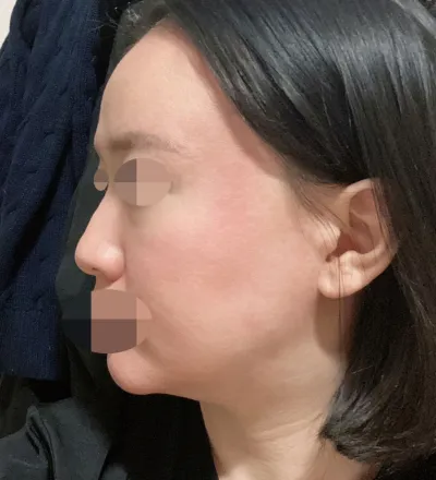 Mình đang sống hài lòng mỗi ngày.