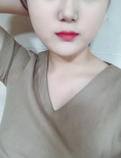 [Gọt mặt] Híc - Cằm vuông