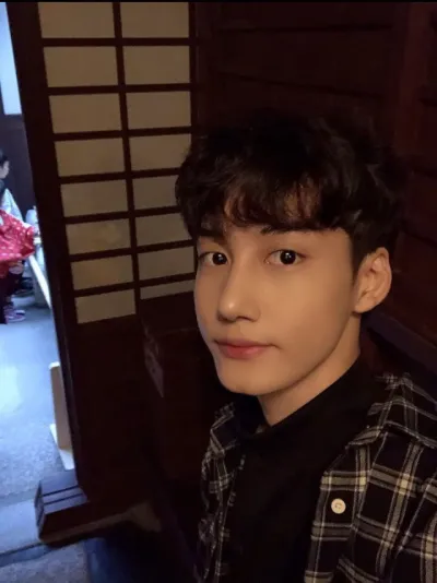 [Mũi] Khụt khịt - Đầu mũi, sống mũi, mũi gồ