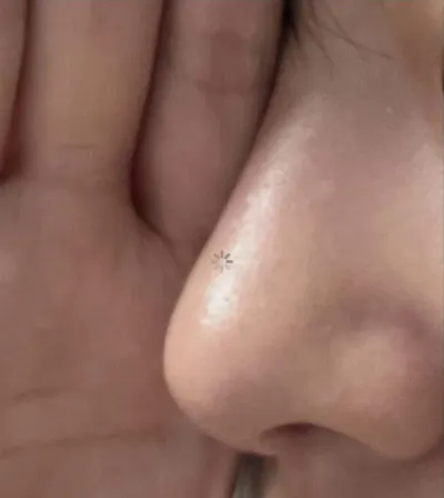 Mình đã không mong đợi gì cả, nhưng mình thích nó vì đường nét bên của mình trông đẹp.