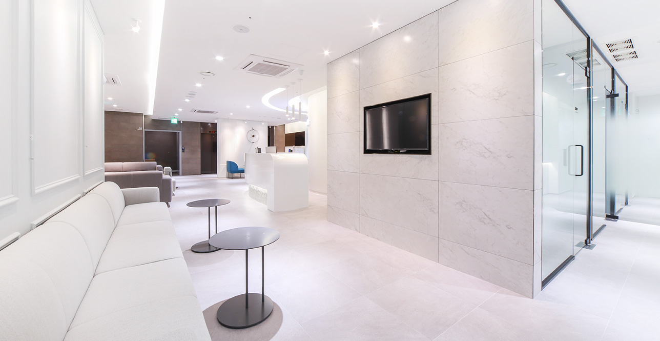 Uverse Plastic Surgery Clinic - Ảnh 4